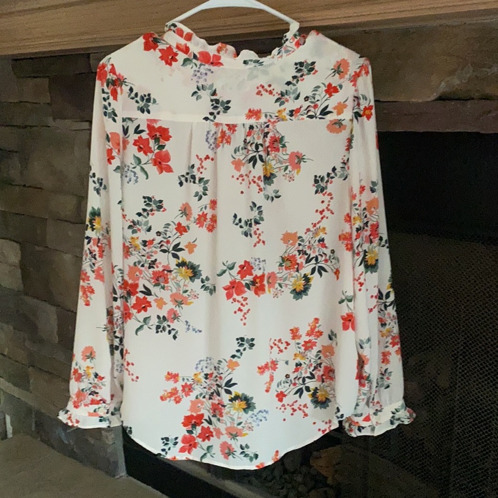 Flowered blouse - Picture 3 of 5